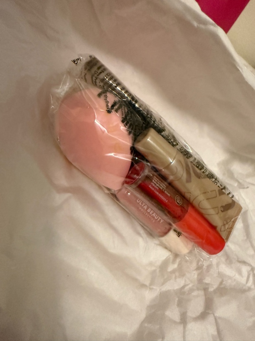 Travel Makeup Ulta Beauty with Pink Satin Cosmetic Pouch NWT - Picture 5 of 12